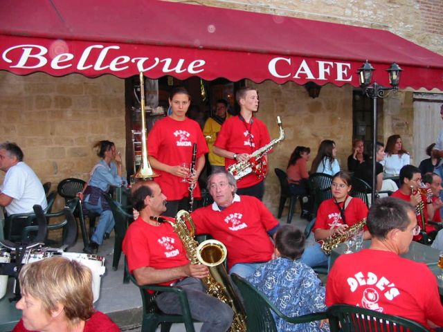 2002-1.jpg