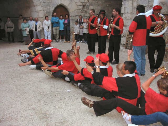 2002-11.jpg
