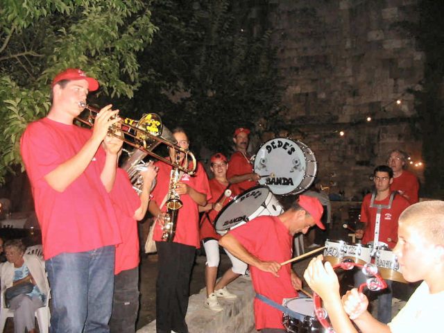 2002-26.jpg